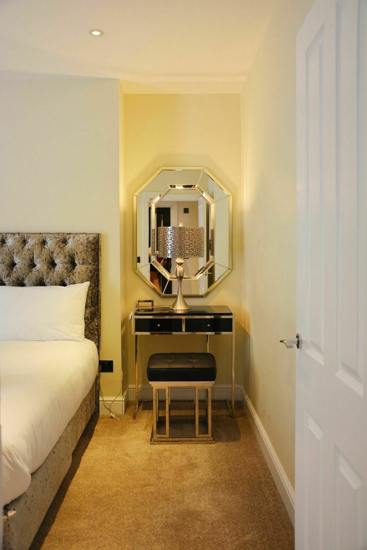 Pinnacle Residences - Cambridge エクステリア 写真